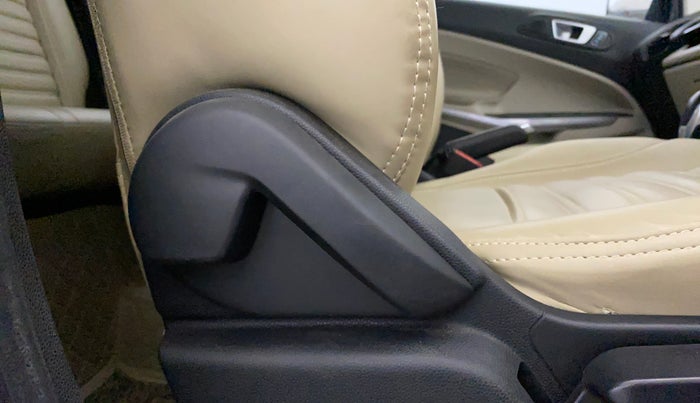 2021 Ford Ecosport TITANIUM + 1.5L PETROL AT, Petrol, Automatic, 25,078 km, Driver Side Adjustment Panel