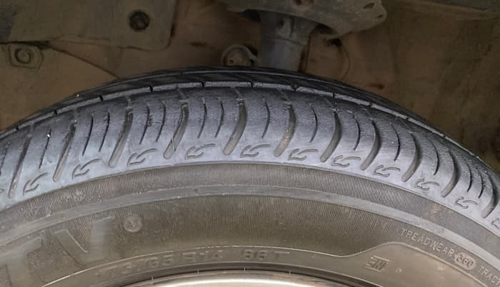2014 Honda Amaze 1.2L I-VTEC S AT, Petrol, Automatic, 64,224 km, Left Front Tyre Tread