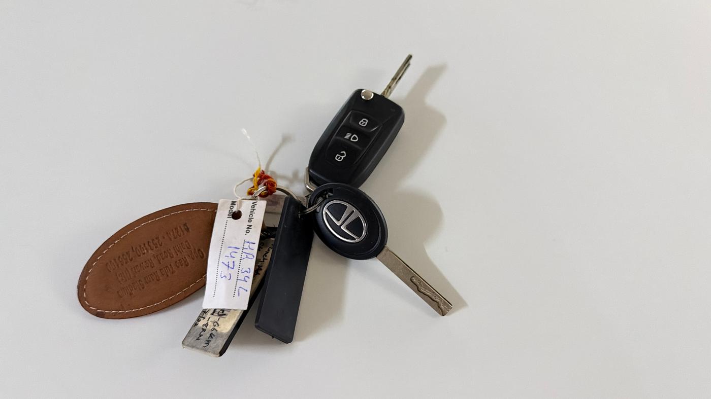 2022 Tata PUNCH ADVENTURE MT, Petrol, Manual, 33,801 km, Key Close Up