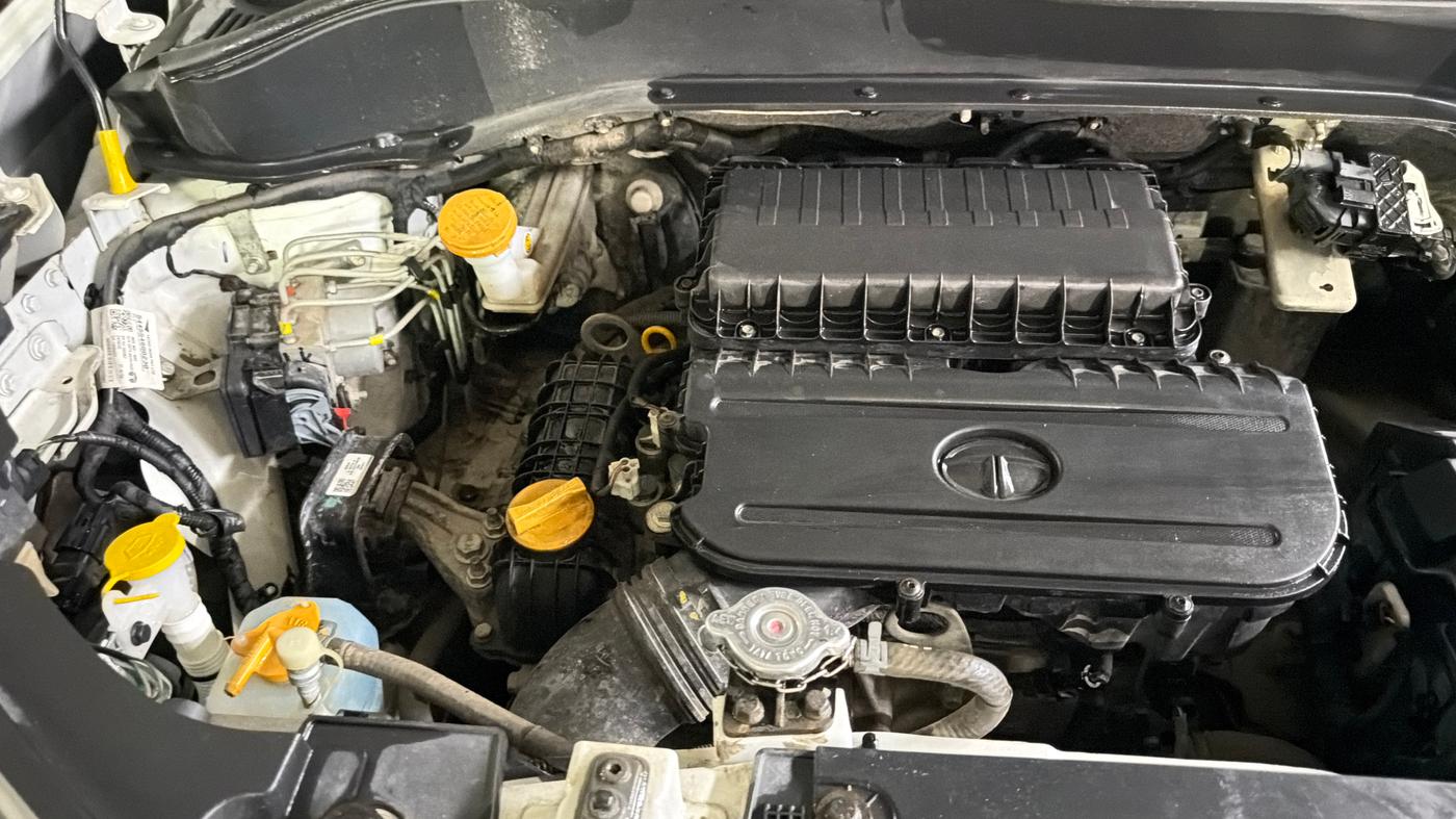 2022 Tata PUNCH ADVENTURE MT, Petrol, Manual, 33,801 km, Engine View - Right