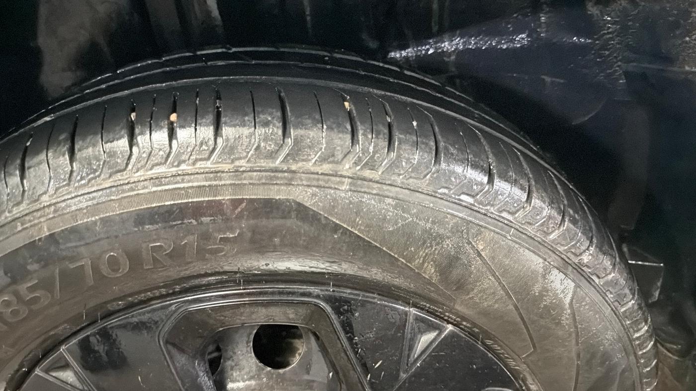 2022 Tata PUNCH ADVENTURE MT, Petrol, Manual, 33,801 km, Right Rear Tyre Tread