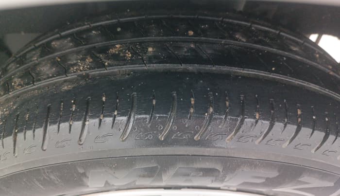 2021 Maruti Baleno DELTA PETROL 1.2, Petrol, Manual, 49,791 km, Left Rear Tyre Tread