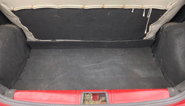 2012 Toyota Etios Liva G, Petrol, Manual, 85,065 km, Boot Inside