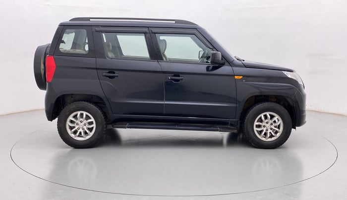 2016 Mahindra TUV300 T8 AT, Diesel, Automatic, 73,641 km, Right Side View