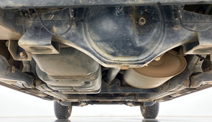 2016 Mahindra TUV300 T8 AT, Diesel, Automatic, 73,641 km, Rear Underbody