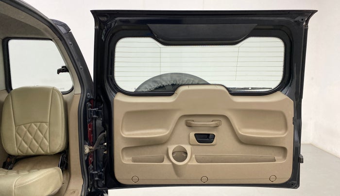 2016 Mahindra TUV300 T8 AT, Diesel, Automatic, 73,641 km, Boot Door Open