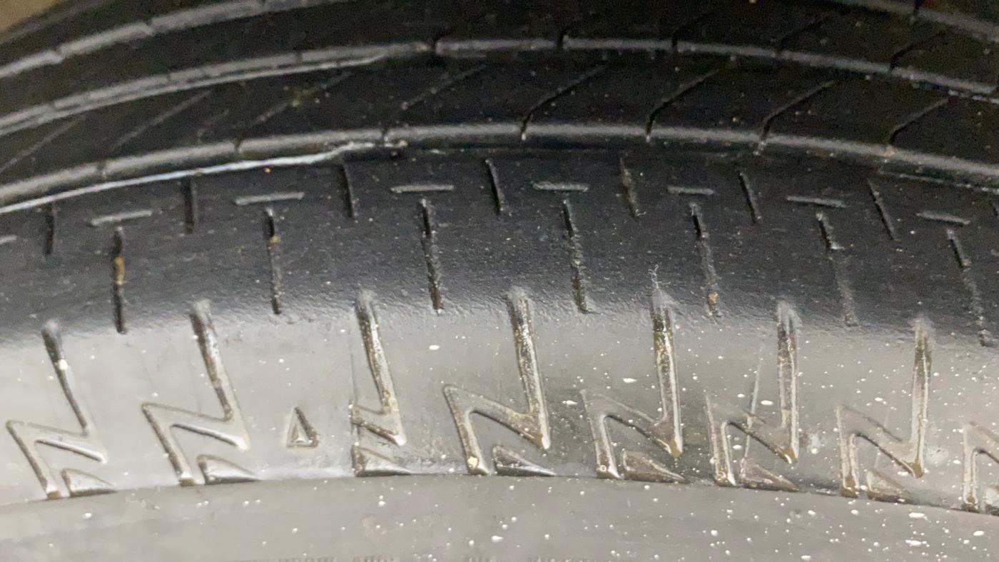 2020 Maruti Dzire VXI, Petrol, Manual, 78,789 km, Right Front Tyre Tread
