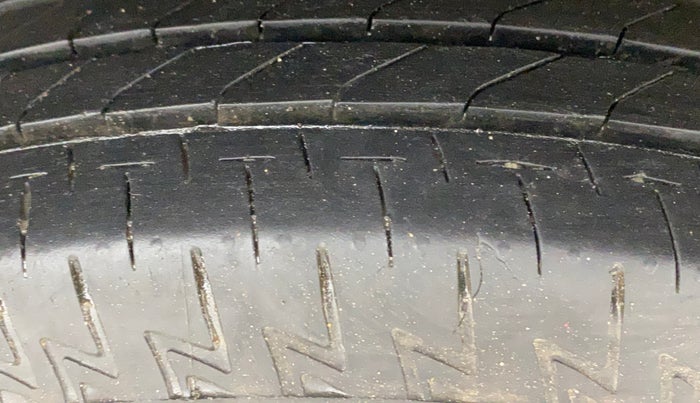 2020 Maruti Dzire VXI, Petrol, Manual, 78,789 km, Right Rear Tyre Tread