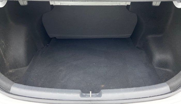 2021 Hyundai AURA E MT 1.2 KAPPA, Petrol, Manual, 1,369 km, Boot Inside