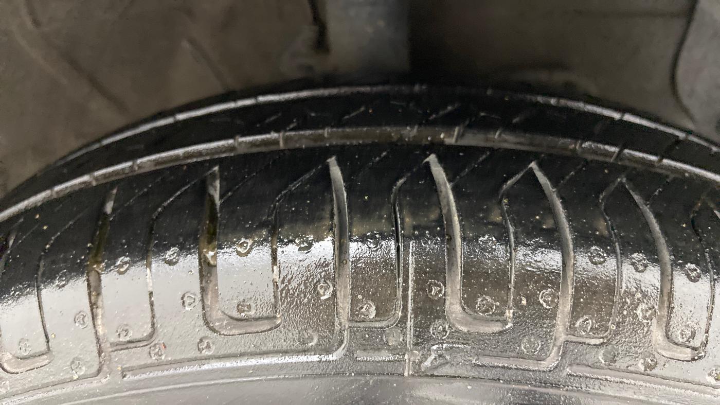 2019 Hyundai NEW SANTRO MAGNA AMT, Petrol, Automatic, 63,338 km, Right Front Tyre Tread