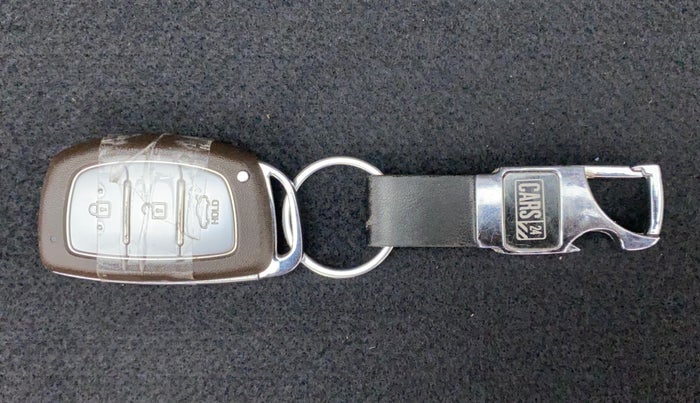 2015 Hyundai Grand i10 ASTA AT 1.2 KAPPA VTVT, Petrol, Automatic, 11,133 km, Key Close Up