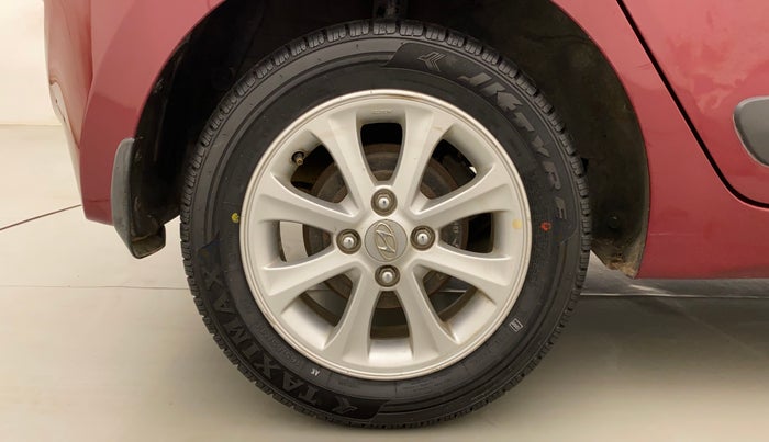 2015 Hyundai Grand i10 ASTA AT 1.2 KAPPA VTVT, Petrol, Automatic, 11,133 km, Right Rear Wheel