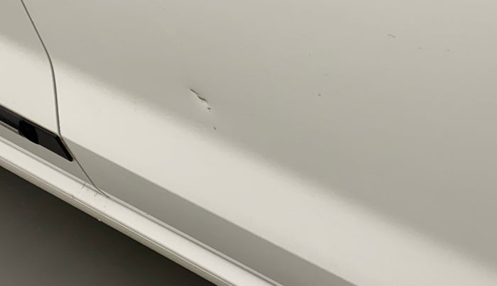 2019 Skoda Rapid STYLE 1.6 MPI AT, Petrol, Automatic, 54,489 km, Driver-side door - Slightly dented
