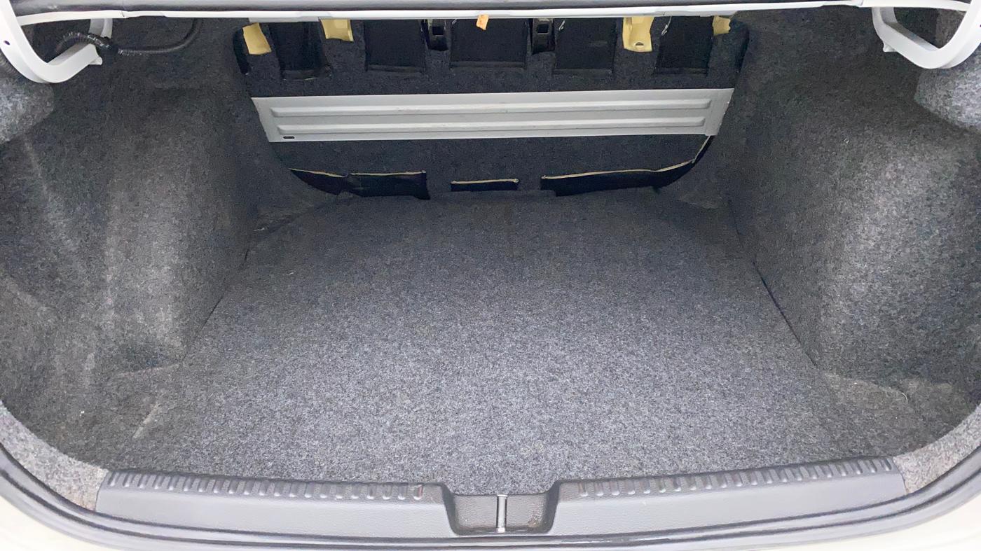 2019 Skoda Rapid STYLE 1.6 MPI AT, Petrol, Automatic, 54,489 km, Boot Inside