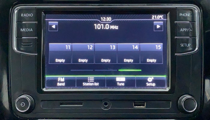 2019 Skoda Rapid STYLE 1.6 MPI AT, Petrol, Automatic, 54,489 km, Infotainment System