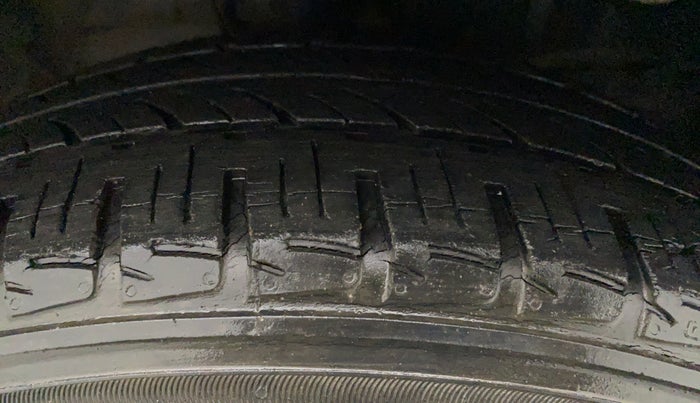 2017 Honda City 1.5L I-DTEC V, Diesel, Manual, 51,498 km, Left Rear Tyre Tread