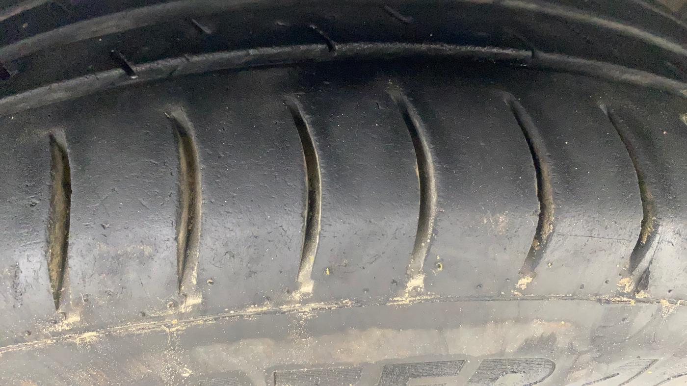 2015 Maruti Celerio ZXI, Petrol, Manual, 1,20,948 km, Right Front Tyre Tread