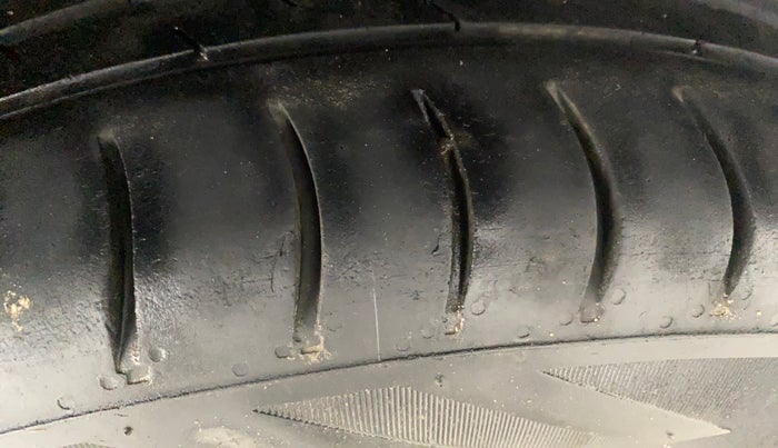 2015 Maruti Celerio ZXI, Petrol, Manual, 1,20,948 km, Left Rear Tyre Tread
