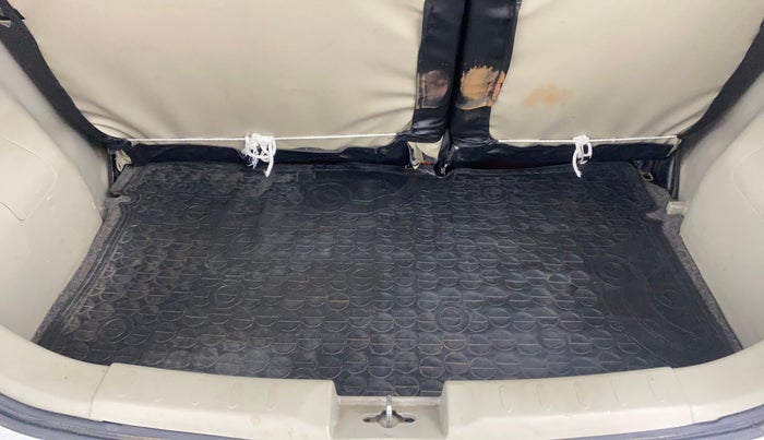 2015 Maruti Celerio ZXI, Petrol, Manual, 1,20,948 km, Boot Inside