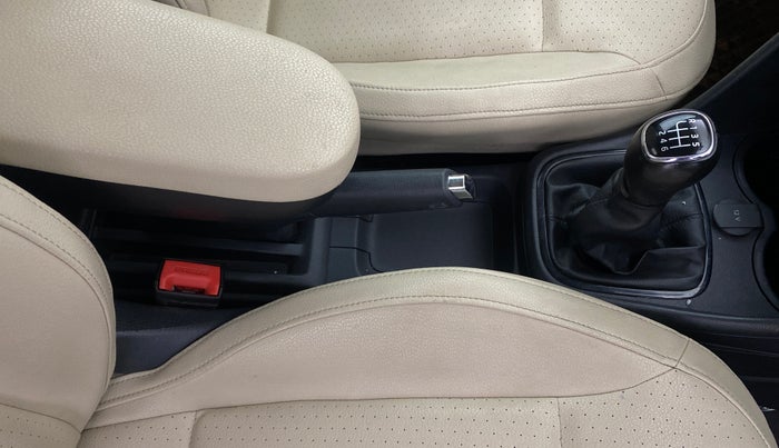 2021 Skoda Rapid STYLE TSI, Petrol, Manual, 49,756 km, Gear Lever