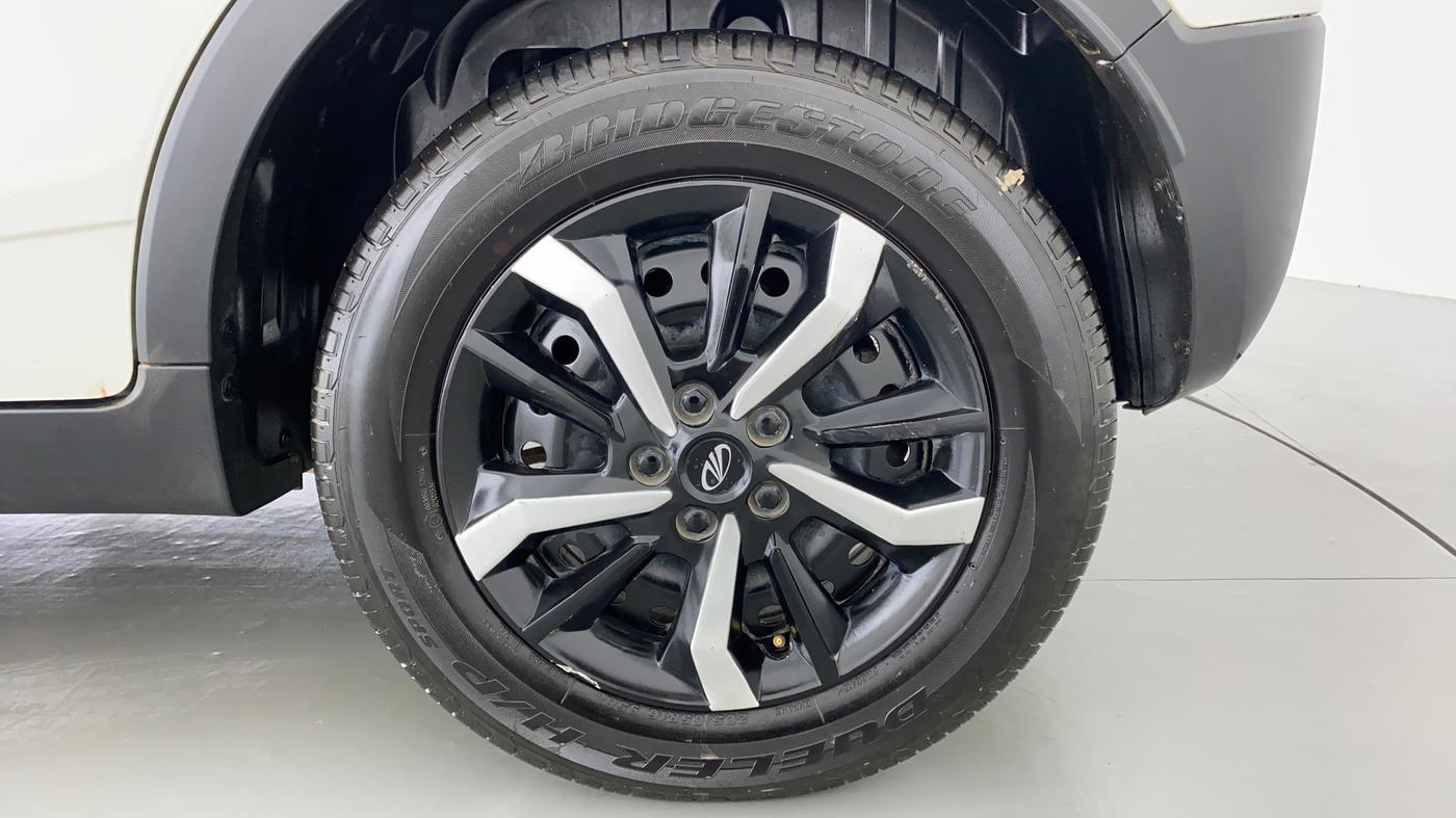 2021 Mahindra XUV300 1.2 W6 MT, Petrol, Manual, 5,184 km, Left Rear Wheel
