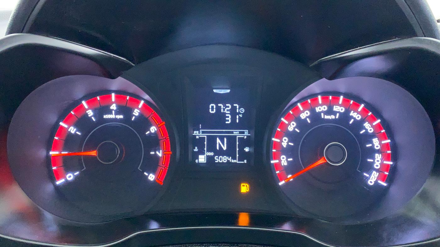 2021 Mahindra XUV300 1.2 W6 MT, Petrol, Manual, 5,184 km, Odometer Image