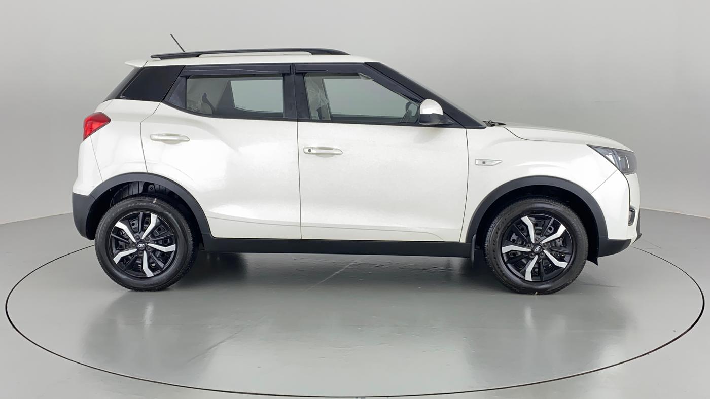 2021 Mahindra XUV300 1.2 W6 MT, Petrol, Manual, 5,184 km, Right Side View