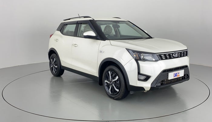 2021 Mahindra XUV300 1.2 W6 MT, Petrol, Manual, 5,184 km, Right Front Diagonal