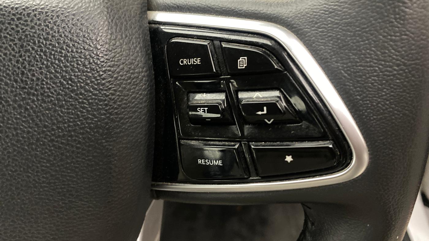 2023 Mahindra XUV700 AX 7 D MT 7 STR, Diesel, Manual, 47,113 km, Adaptive Cruise Control
