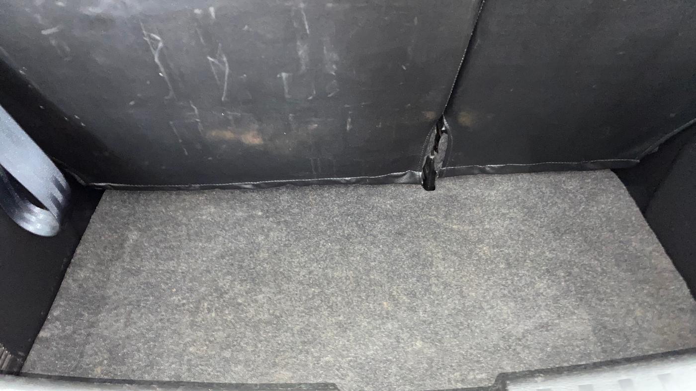 2017 Maruti Swift LXI (O), Petrol, Manual, 67,049 km, Boot Inside