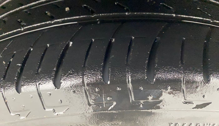 2018 Ford Ecosport TITANIUM + 1.5L PETROL AT, Petrol, Automatic, 1,01,616 km, Left Rear Tyre Tread