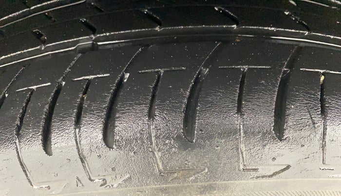 2018 Ford Ecosport TITANIUM + 1.5L PETROL AT, Petrol, Automatic, 1,01,616 km, Right Rear Tyre Tread