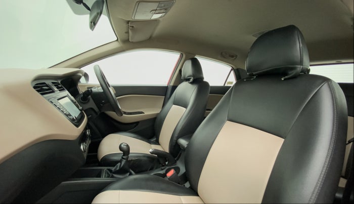 2017 Hyundai Elite i20 ASTA 1.2, Petrol, Manual, 62,440 km, Right Side Front Door Cabin
