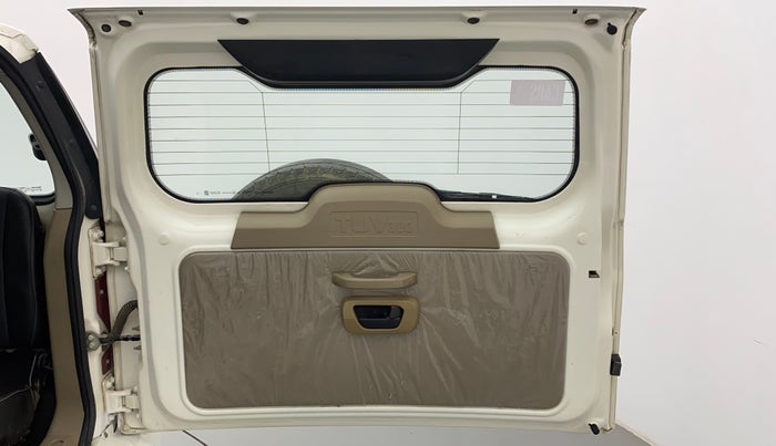 2018 Mahindra TUV300 T6 PLUS, Diesel, Manual, 94,669 km, Boot Door Open