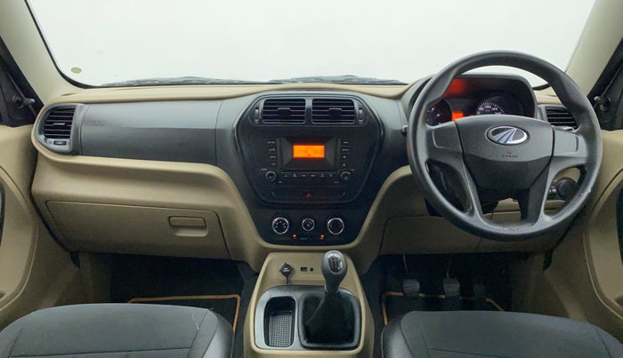 2018 Mahindra TUV300 T6 PLUS, Diesel, Manual, 94,669 km, Dashboard