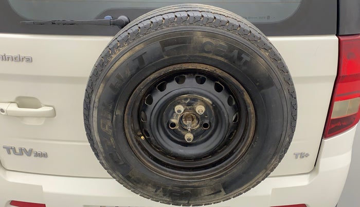 2018 Mahindra TUV300 T6 PLUS, Diesel, Manual, 94,669 km, Spare Tyre