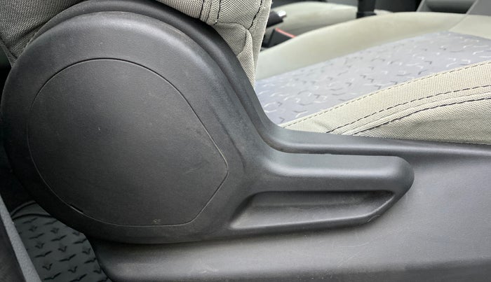 2020 Tata TIGOR XM PETROL, Petrol, Manual, 32,248 km, Driver Side Adjustment Panel