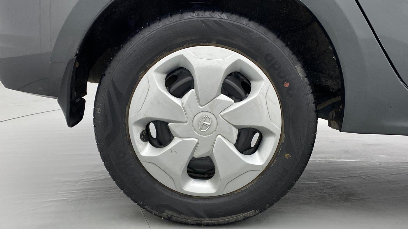 2020 Tata TIGOR XM PETROL, Petrol, Manual, 32,248 km, Right Rear Wheel