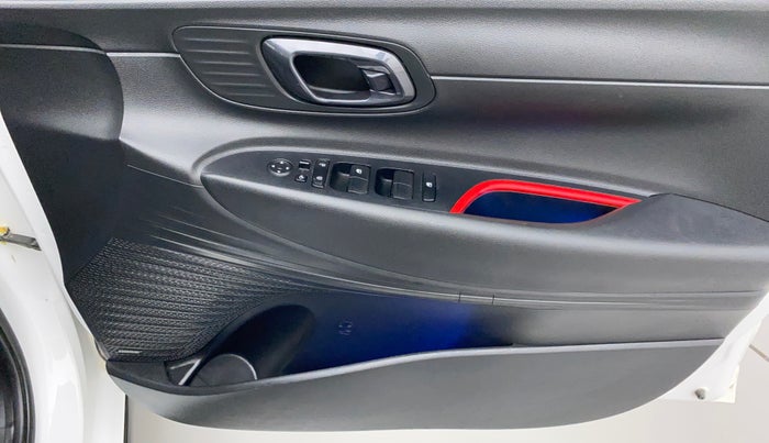 2021 Hyundai NEW I20 ASTA (O) 1.5 CRDI MT, Diesel, Manual, 29,393 km, Driver Side Door Panels Control