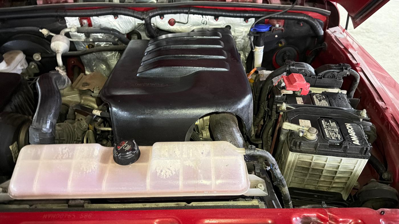 2022 Mahindra Thar LX PETROL HT 4WD AT, Petrol, Automatic, 15,193 km, Engine View - Left