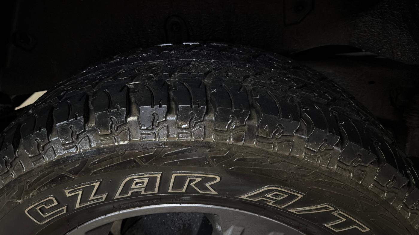 2022 Mahindra Thar LX PETROL HT 4WD AT, Petrol, Automatic, 15,193 km, Right Rear Tyre Tread