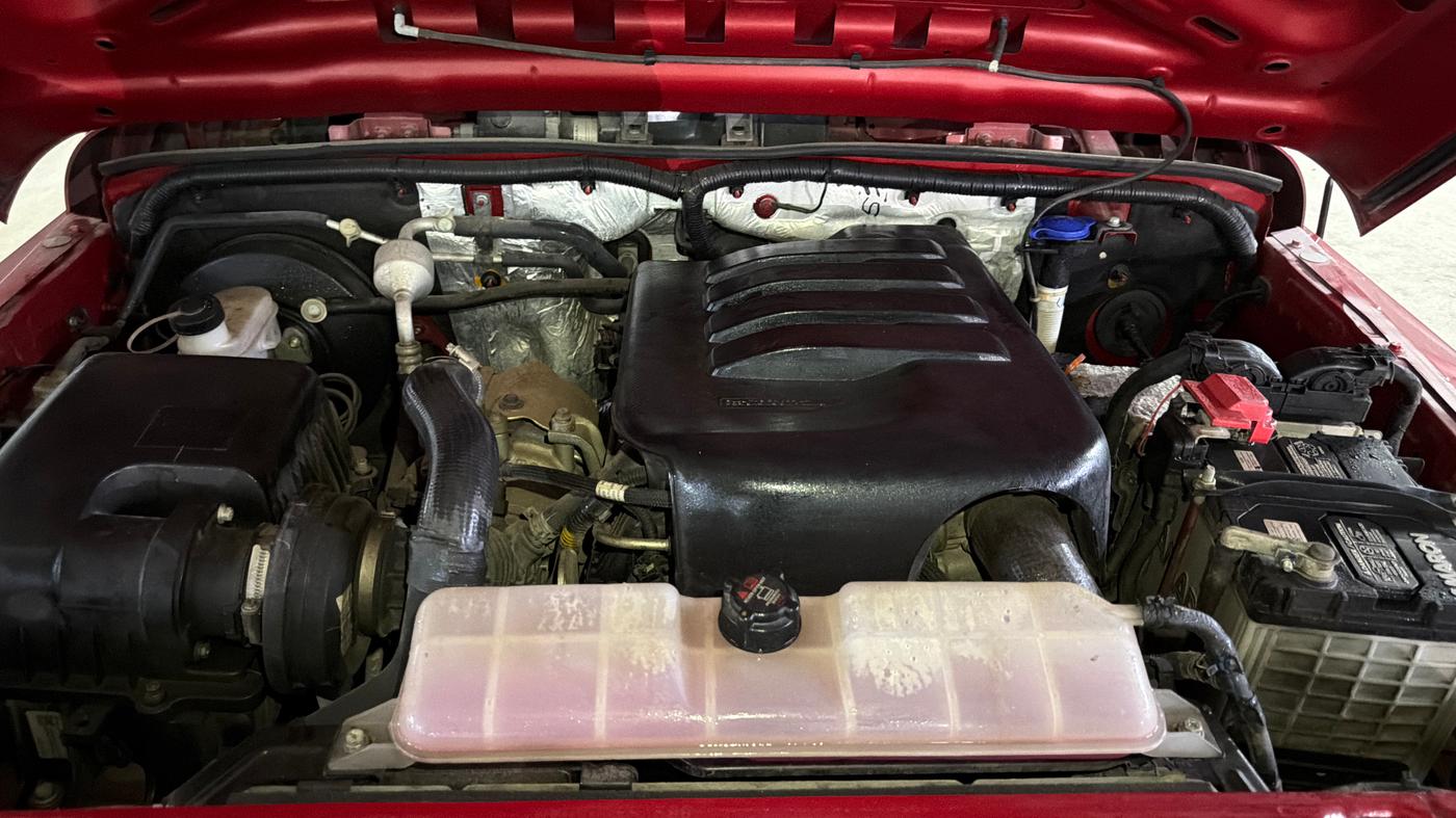 2022 Mahindra Thar LX PETROL HT 4WD AT, Petrol, Automatic, 15,193 km, Engine View