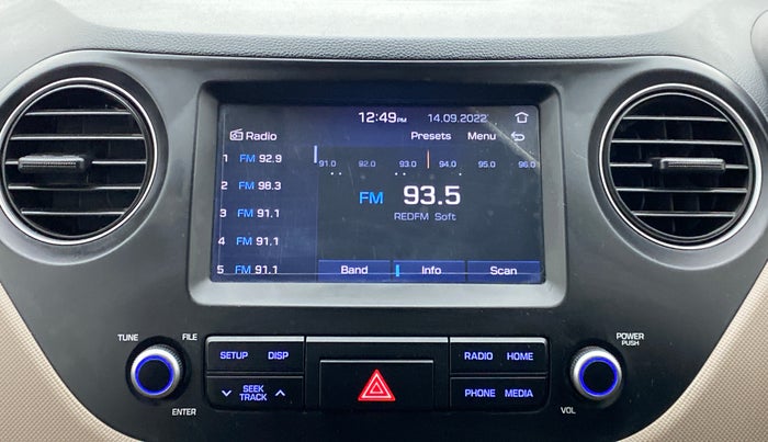 2017 Hyundai Grand i10 ASTA 1.2 KAPPA VTVT, Petrol, Manual, 27,699 km, Infotainment System