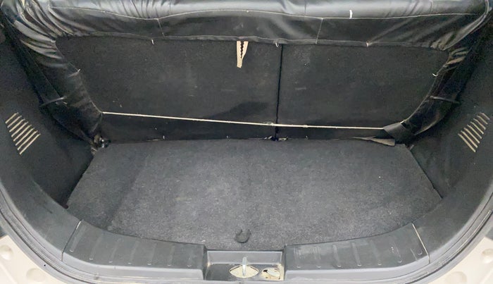 2014 Maruti Wagon R 1.0 LXI, Petrol, Manual, 65,014 km, Dicky (Boot door) - Parcel tray missing