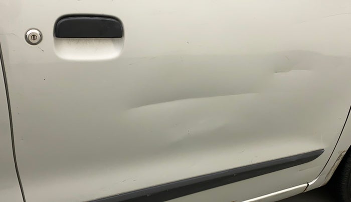 2014 Maruti Wagon R 1.0 LXI, Petrol, Manual, 65,014 km, Driver-side door - Minor scratches