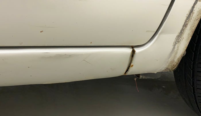2014 Maruti Wagon R 1.0 LXI, Petrol, Manual, 65,014 km, Right running board - Slightly rusted