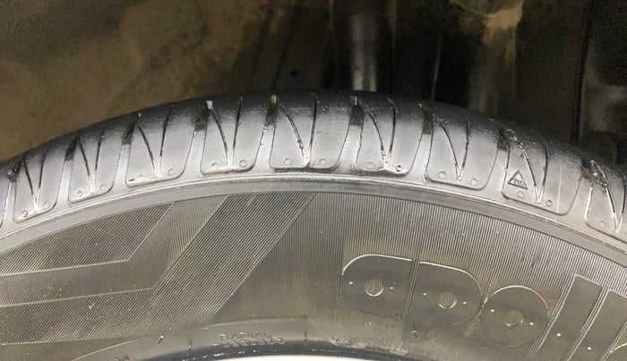 2022 KIA SONET HTK PLUS 1.2, Petrol, Manual, 26,983 km, Left Rear Tyre Tread