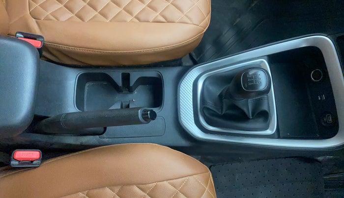 2022 KIA SONET HTK PLUS 1.2, Petrol, Manual, 26,983 km, Gear Lever