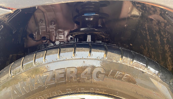 2020 Toyota Etios CROSS 1.2 G, CNG, Manual, 65,593 km, Left Front Tyre Tread