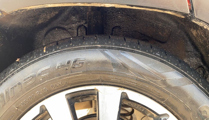 2020 Toyota Etios CROSS 1.2 G, CNG, Manual, 65,593 km, Right Rear Tyre Tread